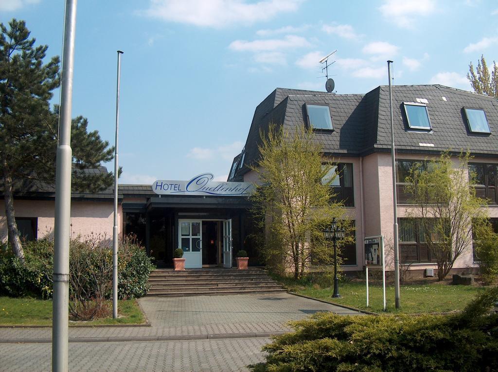 Luxstay Karben - Self-Check-In Exterior foto